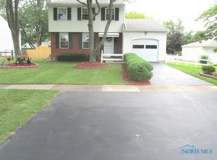 2848 Seaman Rd, Oregon, OH 43616