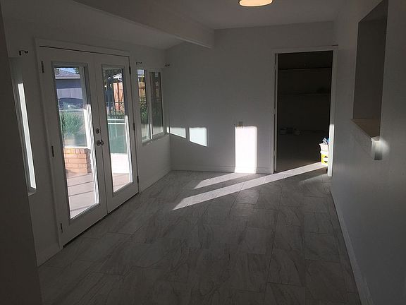 5th image of 10381 W Pinehurst Dr