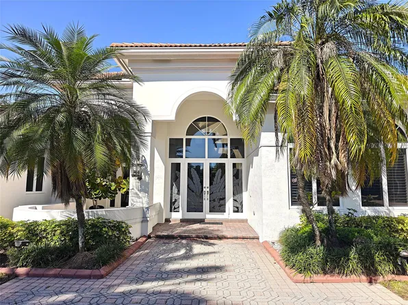 2939 Paddock Ln, Weston, FL 33331