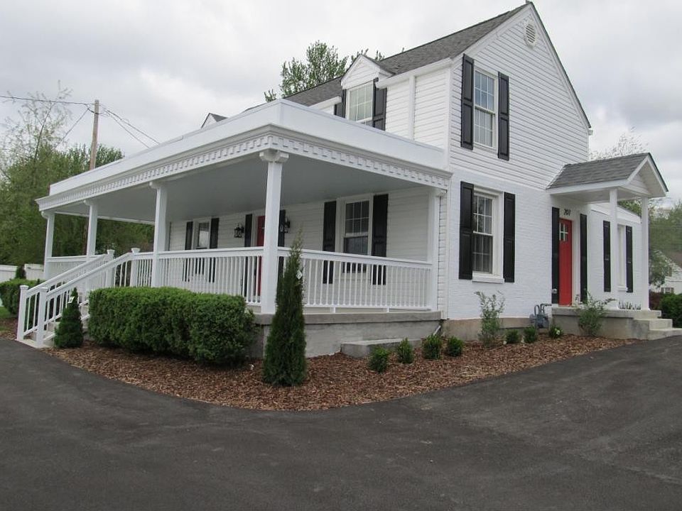 1st image of 207 W Gilmer Park
