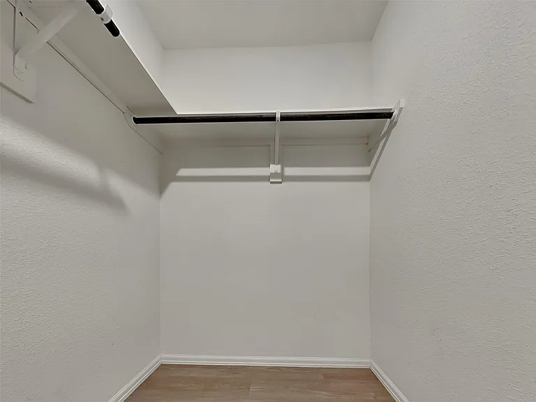 26815 Wilderye Cove Ln — Photo 10