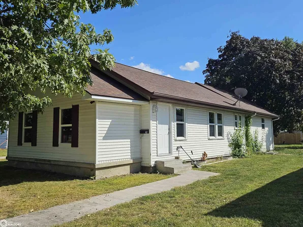 812 8th Ave E, Oskaloosa, IA 52577