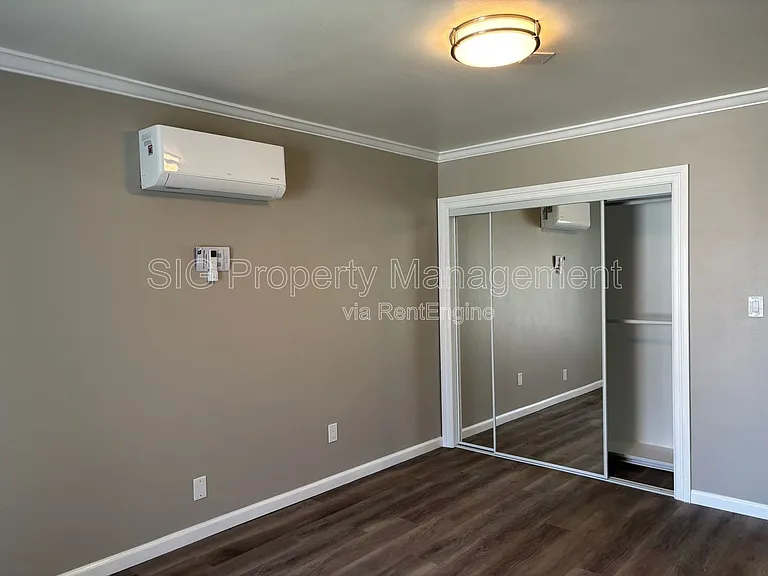 10822 Hartsook St #1 — Photo 17