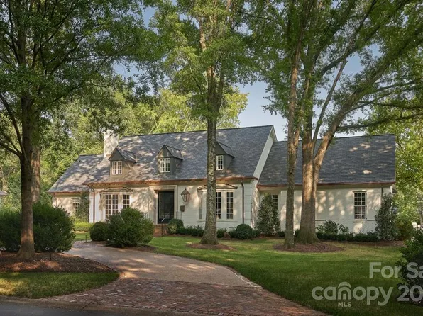 2527 Lemon Tree Ln, Charlotte, NC 28211