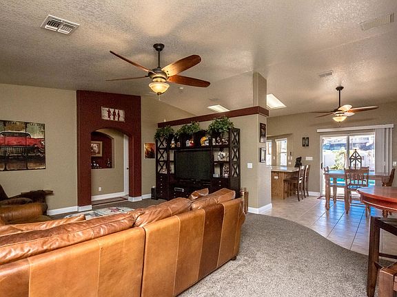 4th image of 1430 Norris Dr