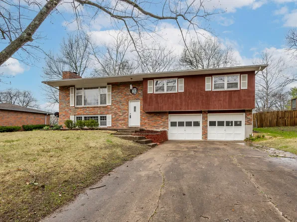 1217 Jake Ln, Columbia, MO 65203