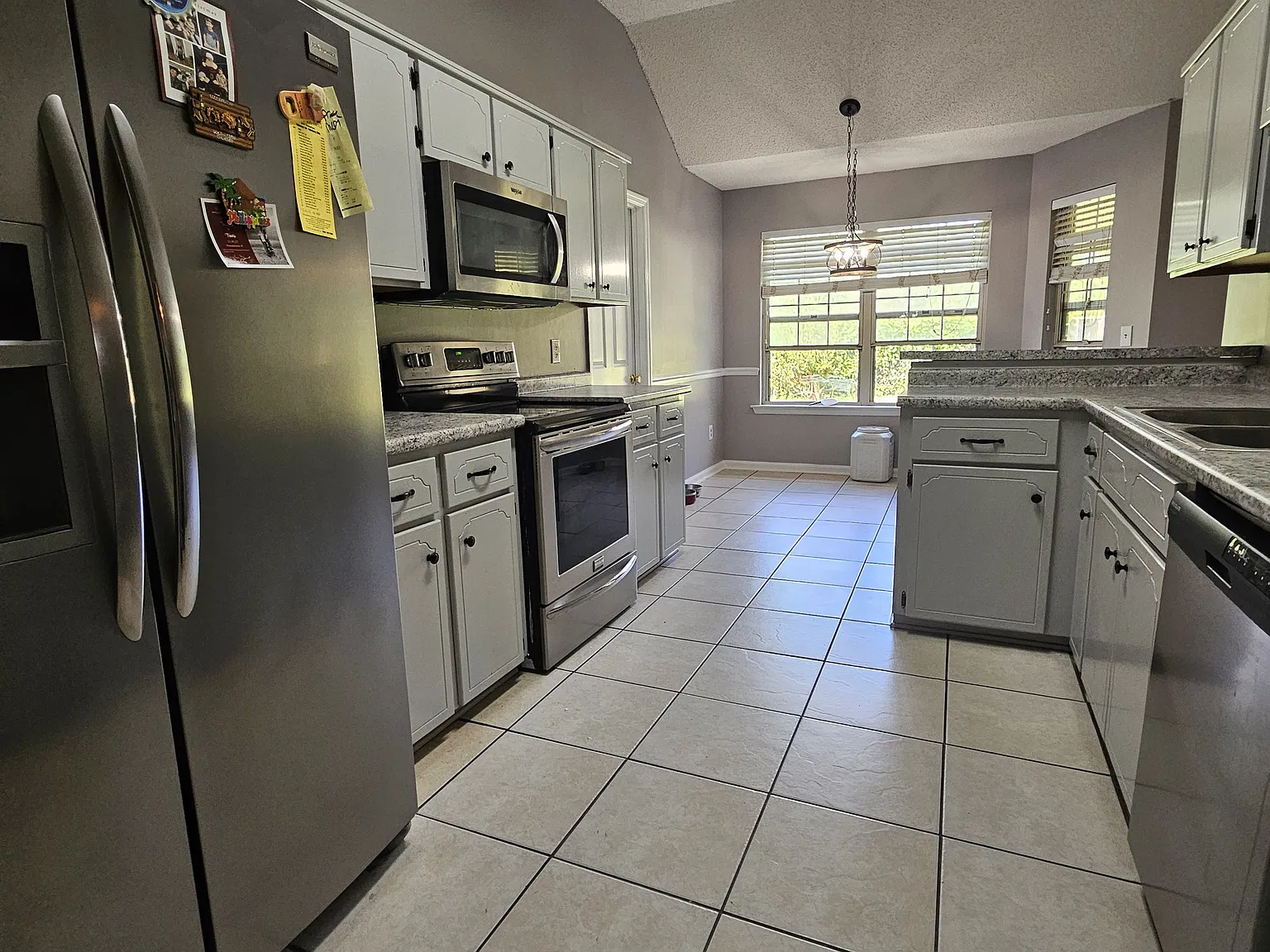 2032 Andover — Photo 4