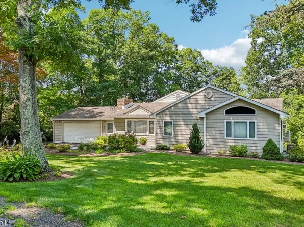 3 Beech Ct, Hardyston Twp., NJ 07460
