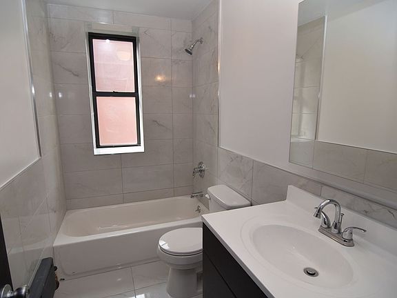 5th image of 611 W 180th St APT 15