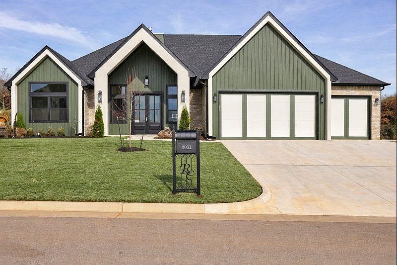 1st image of 8001 Amber Ridge Dr