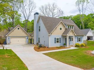 12 E Field St, Newnan, GA 30263