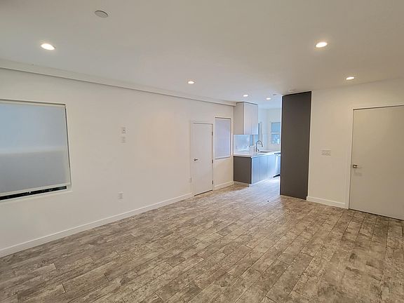 5th image of 41 Seaview Ter #41