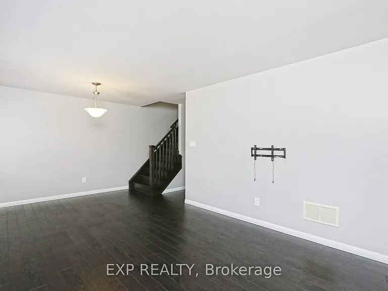 11 Crossbill Rd — Photo 21