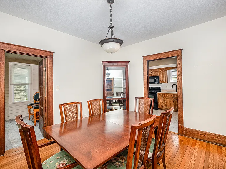 601 E Gambier St — Photo 9