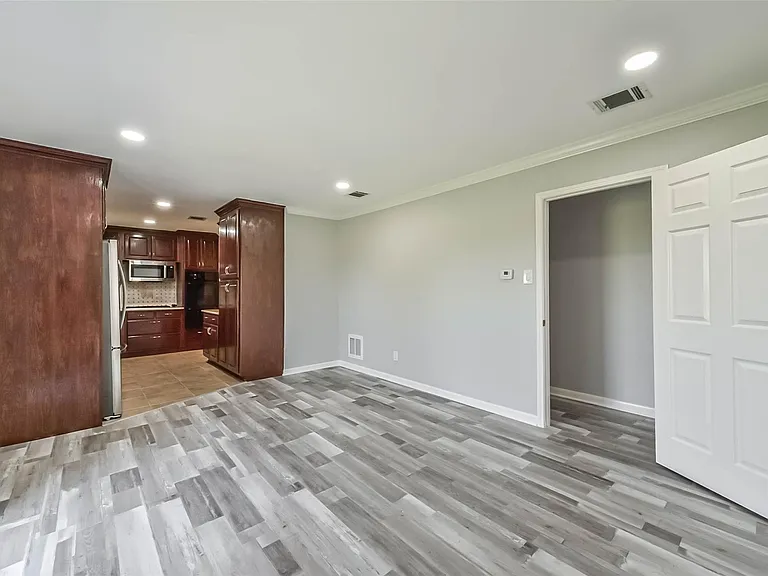 10999 Fairland Dr — Photo 21