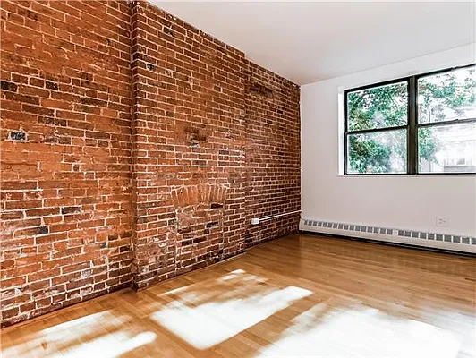 Sold by Avenue Sotheby's International Realty | media 8