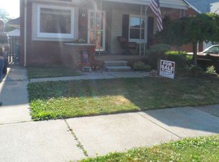 1578 11th St, Wyandotte, MI 48192