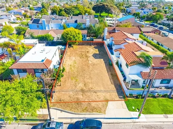 1586 Orange Ave, Costa Mesa, CA 92627