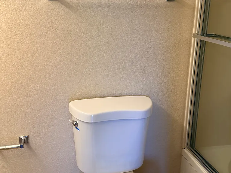 103 Tuscany Ct — Photo 32