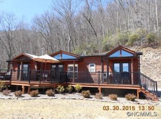 176 Crows Nest Dr, Waynesville, NC 28785