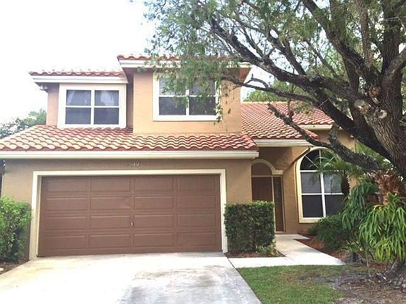 3rd image of 8549 Tourmaline Blvd