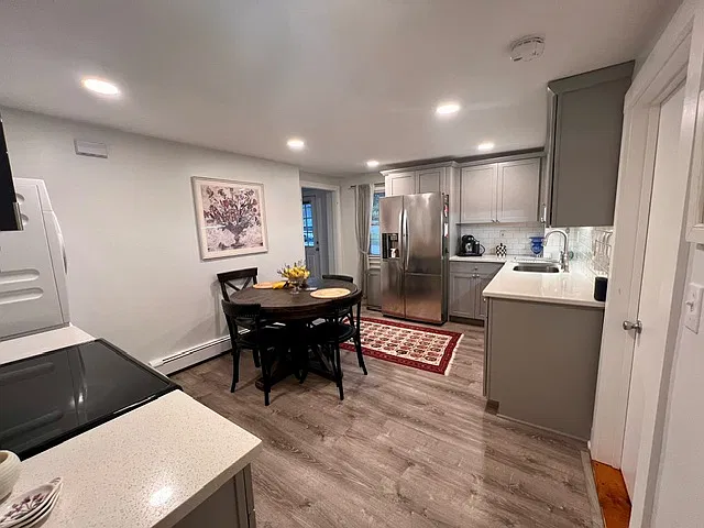 1 bed, 950 sqft, $1,950 — Photo 2