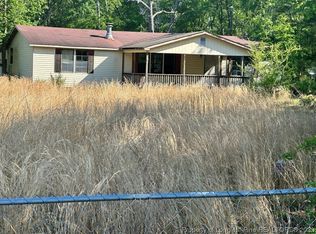 108 Deangelo Rd, Maxton, NC 28364