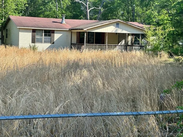 108 Deangelo Rd, Maxton, NC 28364