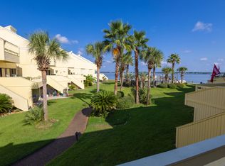 8520 Gulf Boulevard Ut, Navarre, FL 32566