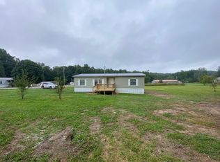 180 Green Meadow Dr, Winfield, TN 37892