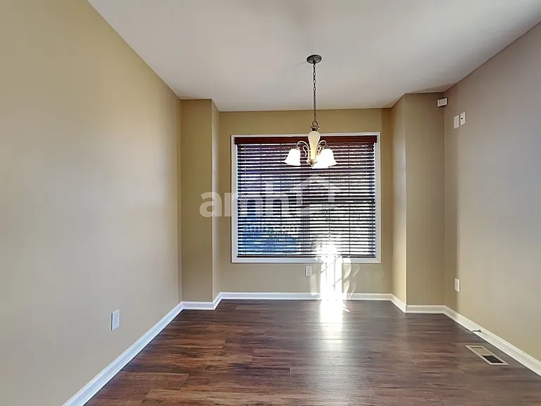 5716 Capeside Ln — Photo 4