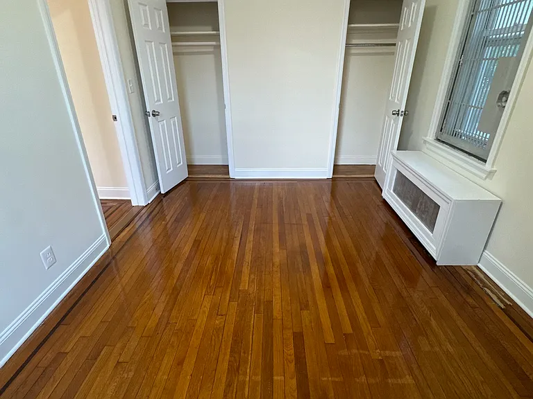 4321 56th St #3 — Photo 8