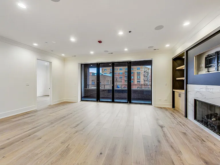 4920 N Lincoln Ave #3N — Photo 3