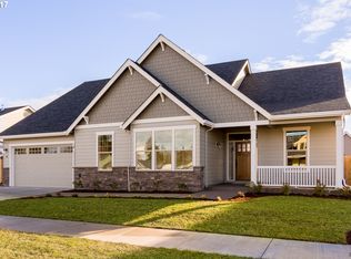 65 Bobby Jones Ave, Creswell, OR 97426