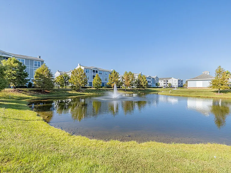 Longshore Commons — Photo 39