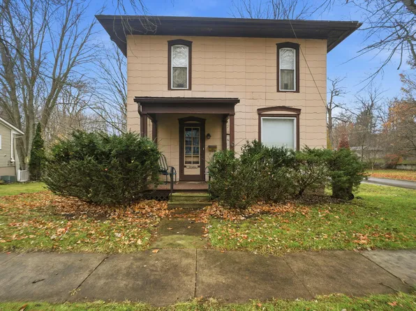 345 N Mulberry St, Marshall, MI 49068