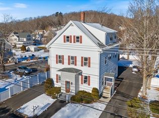 129 Friend St APT 3, Amesbury, MA 01913