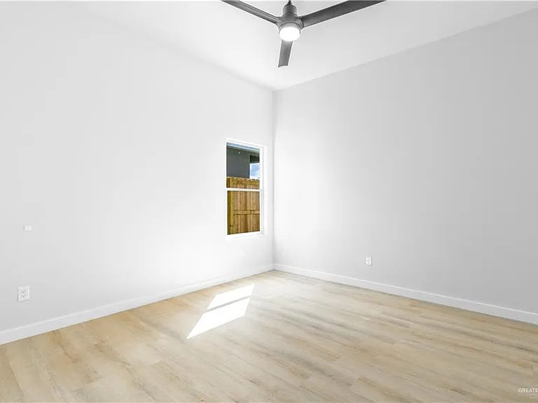 5220 W Northwood St — Photo 7