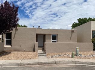 8225 Parrot Run Rd NE, Albuquerque, NM 87109