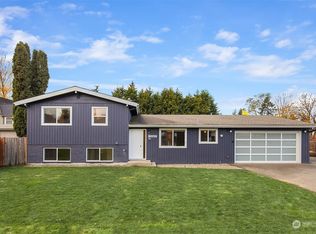 15847 12th Ave SW, Seattle, WA 98166