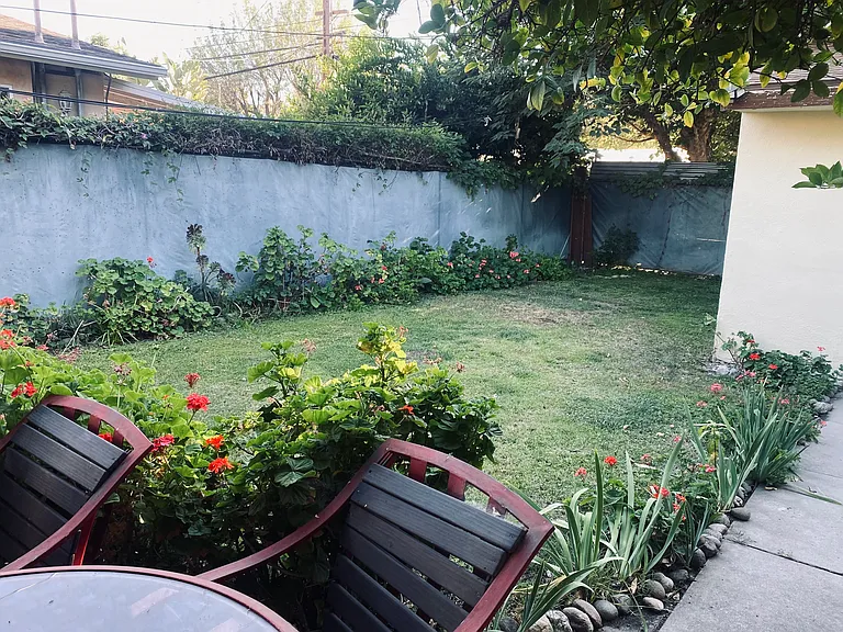 5249 Topanga Canyon Blvd — Photo 26