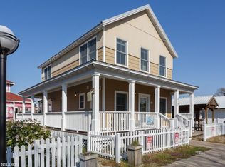 212 Beachwalk Ln, Michigan City, IN