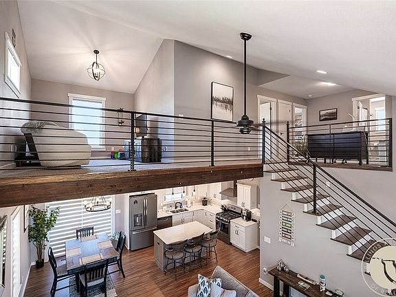 5th image of 2 Alpine Cir