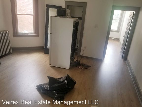 4th image of 5754 N 17th St Floor 2