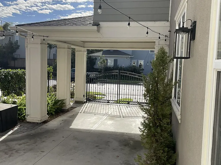646 Sandside Ct — Photo 17