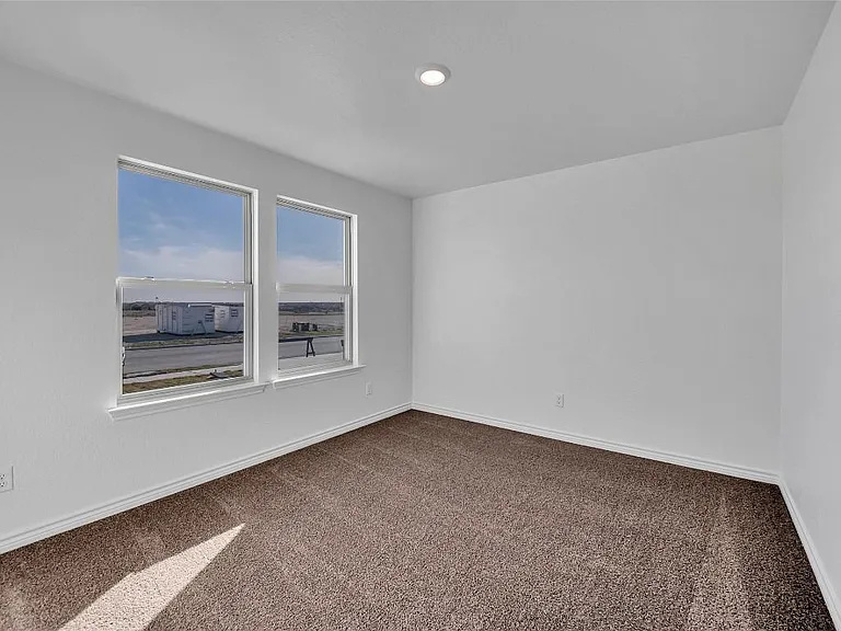 121 Maybelline Rd — Photo 7
