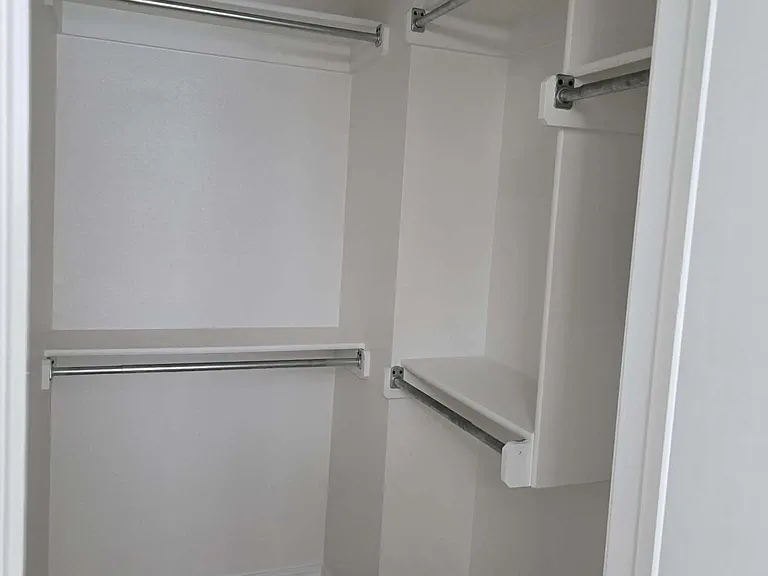 2307 N Lincoln Ave — Photo 19