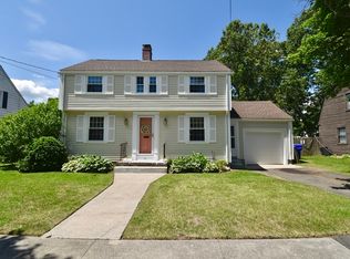 66 Oregon St, Springfield, MA 01118