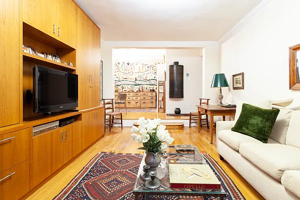 Sold by Ogtagon Corp | media 8