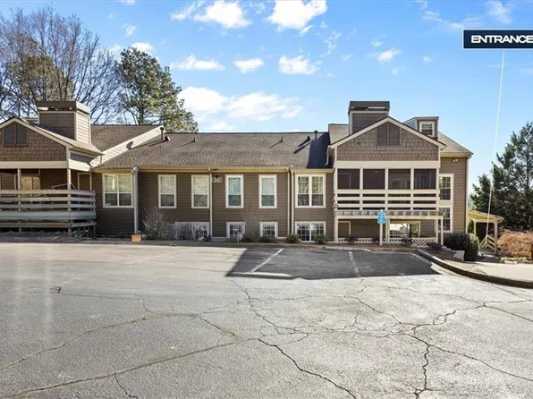 209 Riverview Dr SE, Marietta, GA 30067